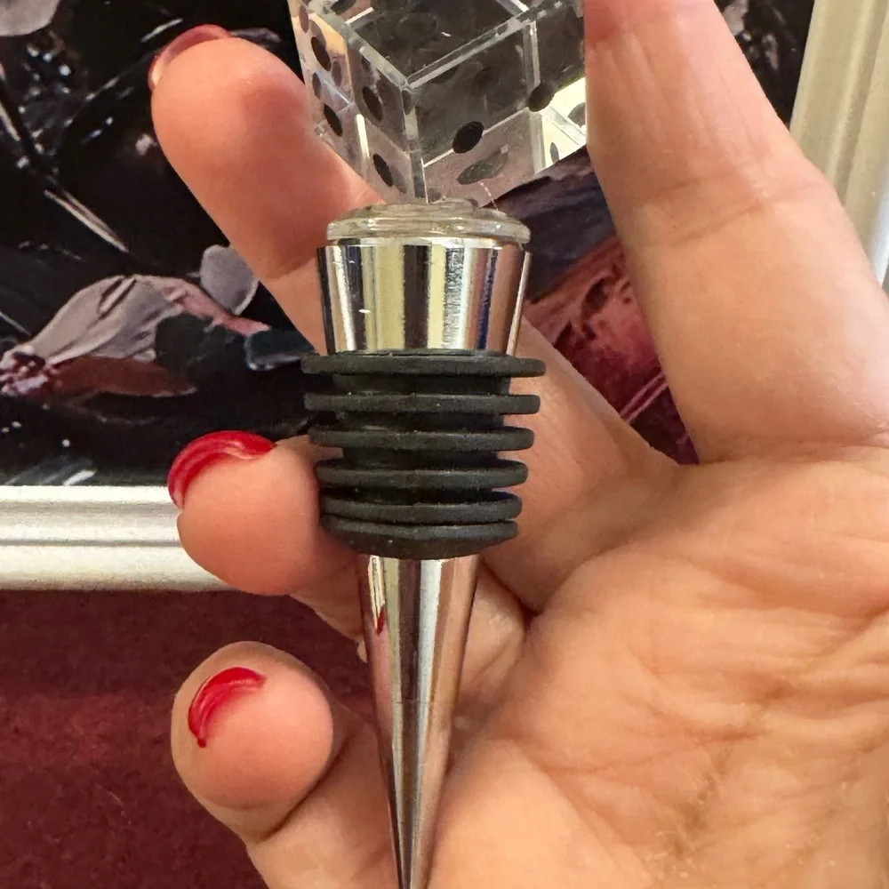 NIB crystal dice wine bottle stopper